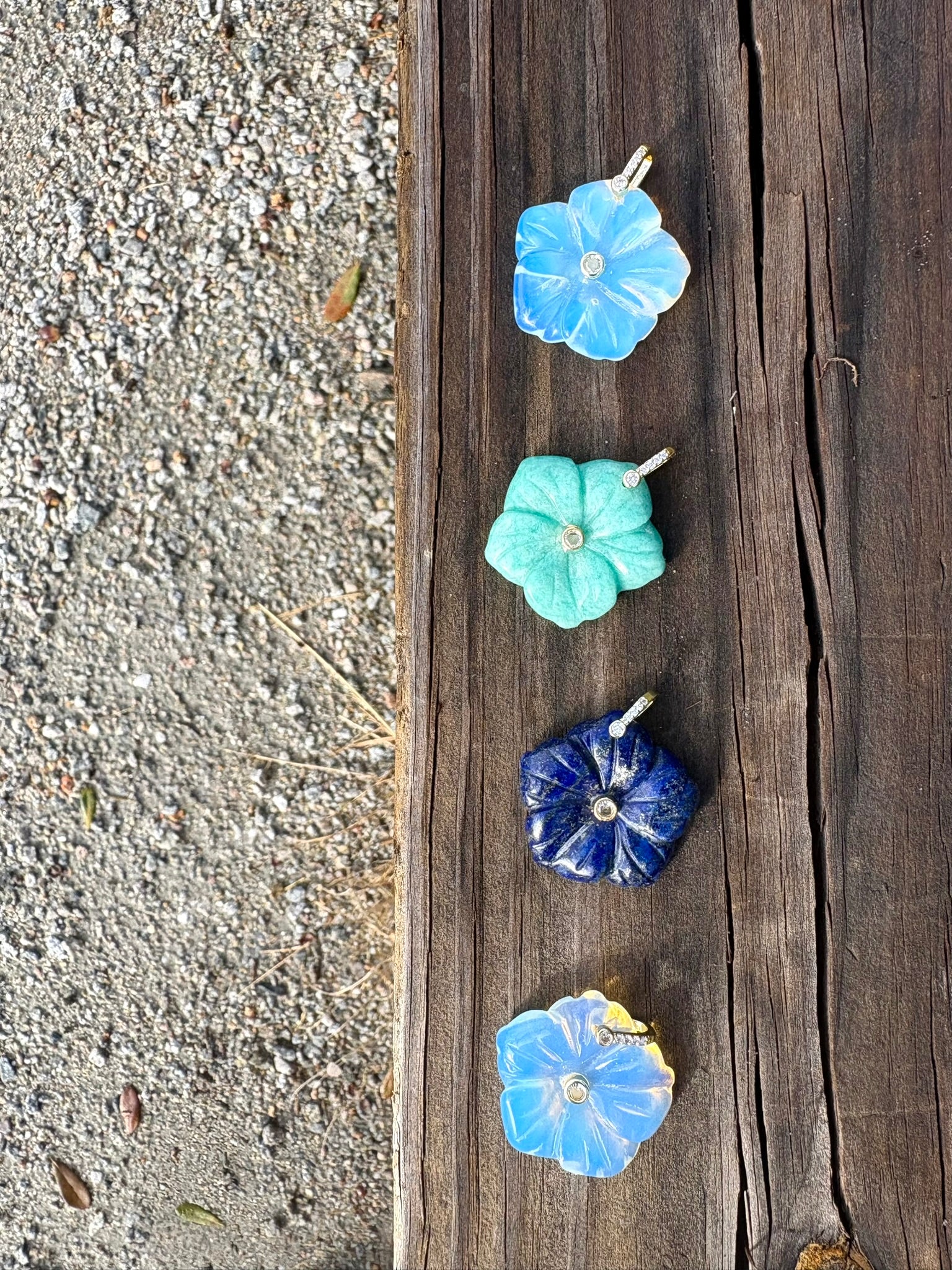 Flower Charm Blue